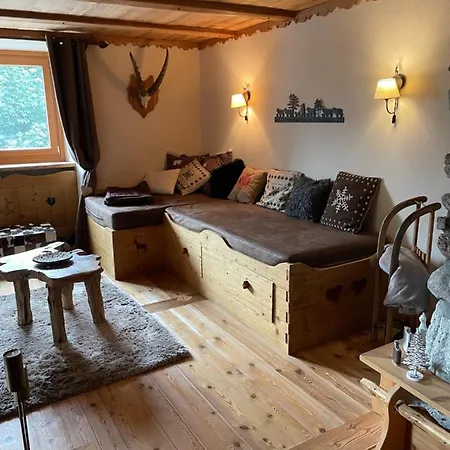 Holiday home Tschu Michel